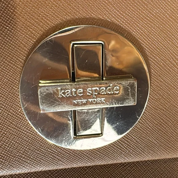 KATE SPADE NEWBURY LANE CROSSBODY SAFFIANO LEATHER BROWN COLOR - Picture 7 of 11